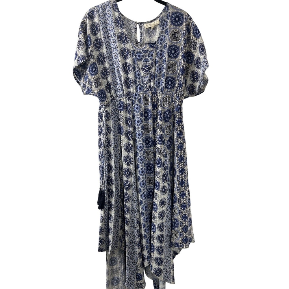 Alchemy Thread Blue White Medallion Boho‎ Dress Medium Tassel Handkerchief Hem